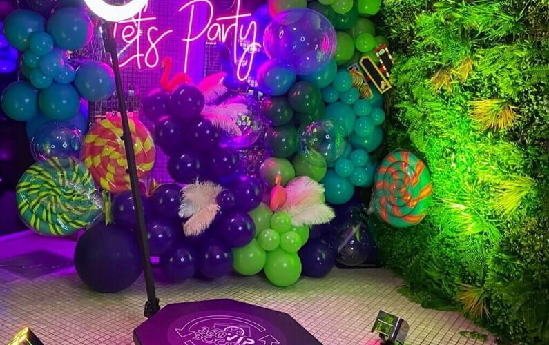 Czemu warto zamówić na wesele fotobudkę 360