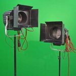 Jak uniknąć fałdowania materiału w dużej kurtynie – sprawdzone metody